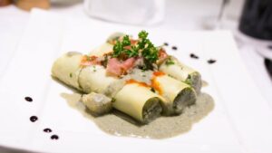 Restaurant Auberge de Venise 4e <br /> <br /> <img src="https://pariscosmop.fr/wp-content/uploads/2022/05/restaurant-Auberge-de-Venise-4e-paris.jpg" alt="Auberge-de-Venise-4e" style="width:98%" loading="lazy">