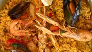 Restaurant Chez Ramona <br /> <br /> <img src="https://pariscosmop.fr/wp-content/uploads/2022/05/restaurant-Chez-Ramona-paris.jpg" alt="Chez-Ramona" style="width:98%" loading="lazy">