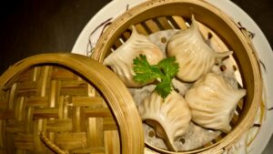 Restaurant China Town Belleville <br /> <br /> <img src="https://pariscosmop.fr/wp-content/uploads/2022/05/restaurant-China-Town-Belleville-paris.jpg" alt="China-Town-Belleville" style="width:98%" loading="lazy">