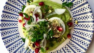 Restaurant Etsi <br /> <br /> <img src="https://pariscosmop.fr/wp-content/uploads/2022/05/restaurant-Etsi-paris.jpg" alt="Etsi" style="width:98%" loading="lazy">