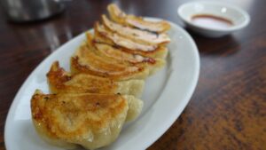 Restaurant Higuma <br /> <br /> <img src="https://pariscosmop.fr/wp-content/uploads/2022/05/restaurant-Higuma-Rue-SainteAnne-paris.jpg" alt="Higuma-Rue-SainteAnne" style="width:98%" loading="lazy">