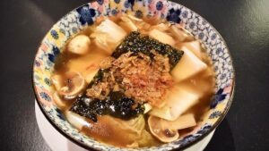 Restaurant végétarien Tien Hiang <br /> <br /> <img src="https://pariscosmop.fr/wp-content/uploads/2022/05/restaurant-Tien-Hiang-paris.jpg" alt="Tien-Hiang" style="width:98%" loading="lazy">