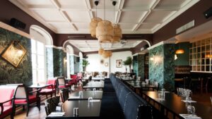Restaurant Villa Maasaï <br /> <br /> <img src="https://pariscosmop.fr/wp-content/uploads/2022/05/restaurant-Villa-Maasai-paris.jpg" alt="Villa-Maasaï" style="width:98%" loading="lazy">